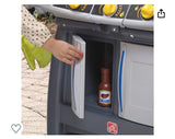 Step2 Sizzle & Smoke BBQ Grill Playset.